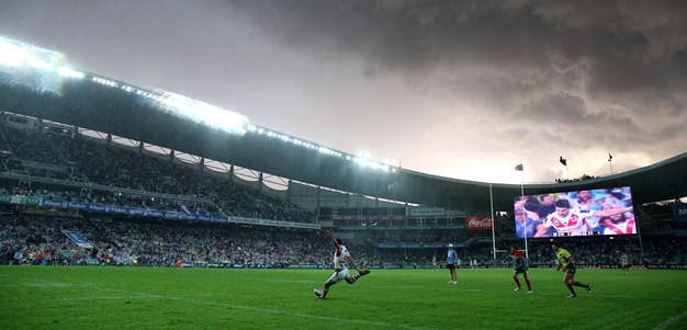 'Absolute chaos': The hailstorm that rocked ANZAC Day 2015