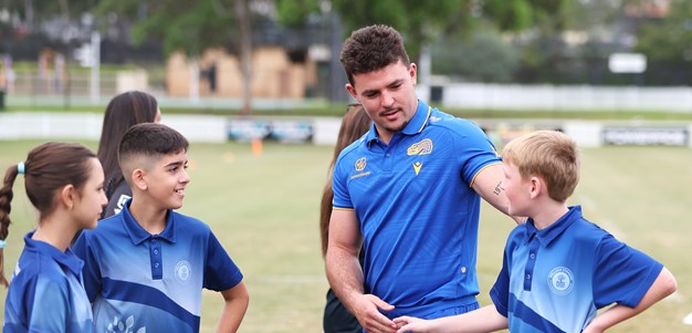 The WWII migrant journey behind Smith's rapid rise