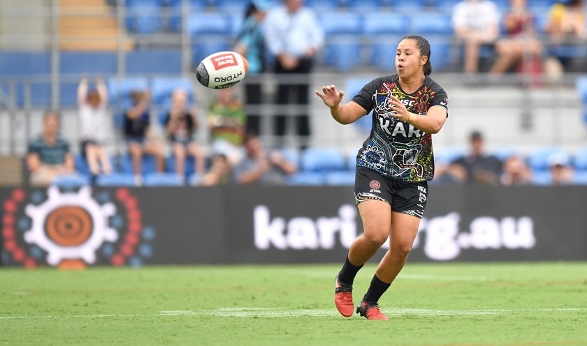 Jenni-Sue Hoepper representing the Women's Indigenous All Stars.