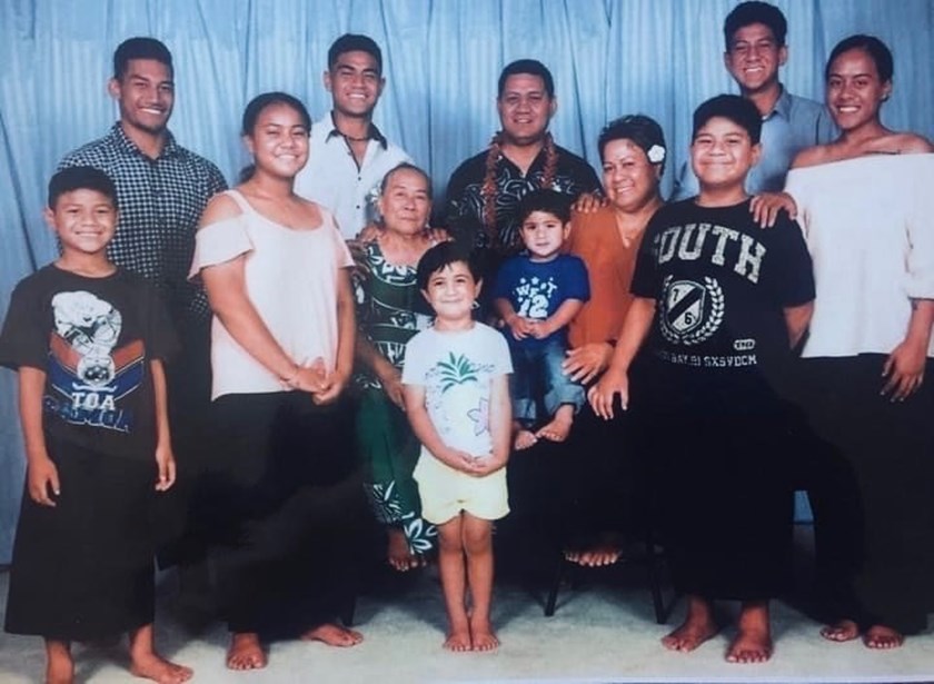 Asu Kepaoa and his family in South Auckland, New Zealand.