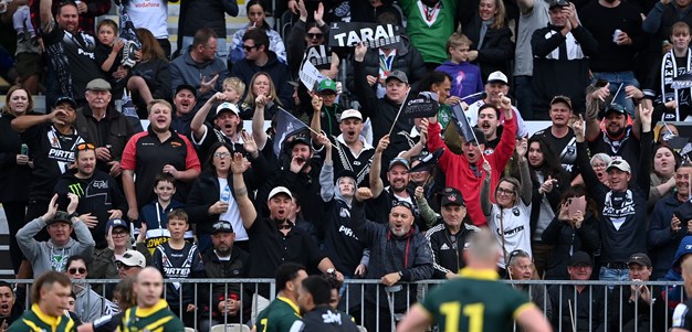 'Sea of black': Kiwis urge fans to combat Tongan, Samoan support
