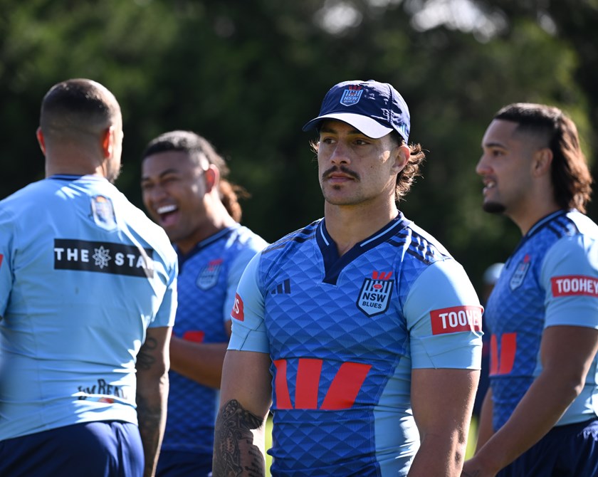 Kotoni Staggs trains with New South Wales in 2025.