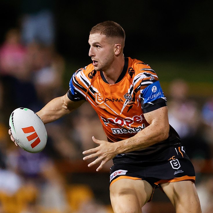 2026 NRL Signings Tracker: Bears sign English Test prop; Doueihi re-signs with Tigers