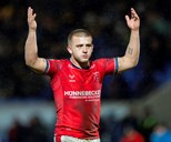 Lewis cleared to play as WCC mind games step up