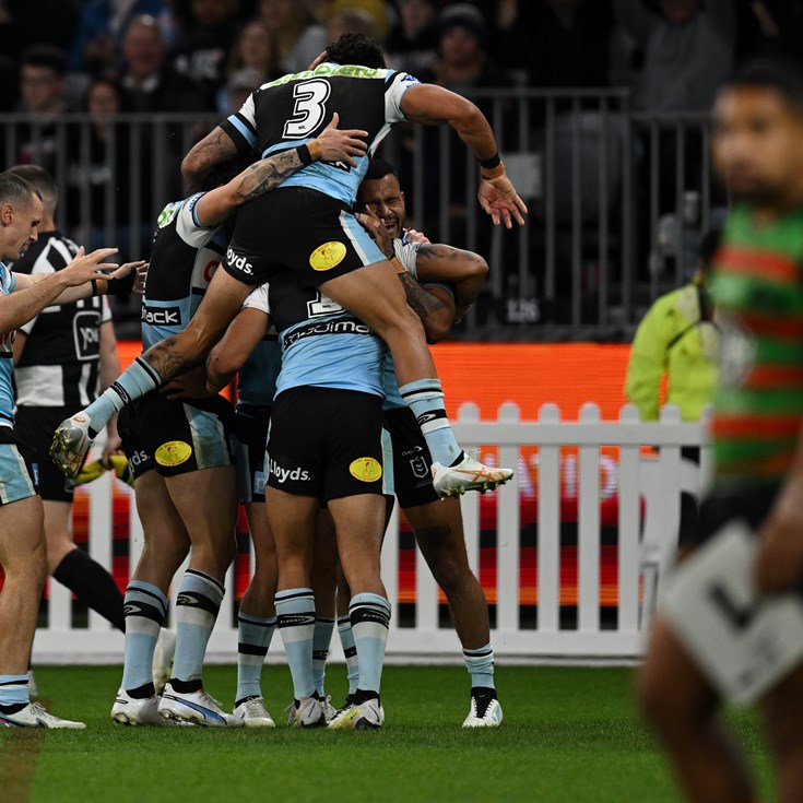 Hynes stars as Sharks end losing streak against  Rabbitohs