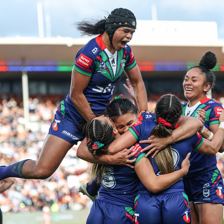 'Juggernaut in waiting': Warriors smash NRLW records in return season