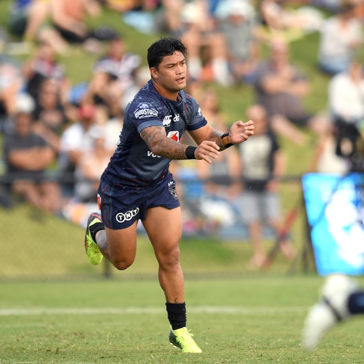 Fans will 'fall in love again' with Luke: Blair