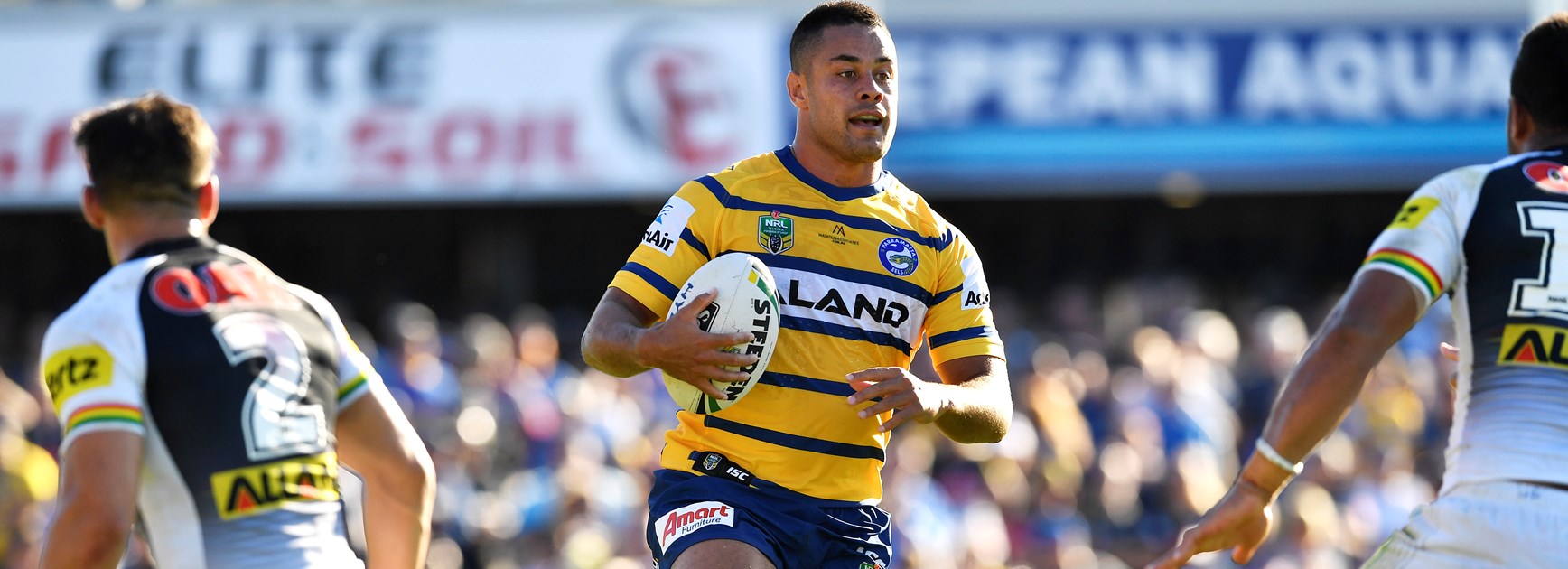 Hayne keen to continue dual centre/fullback role at Parra