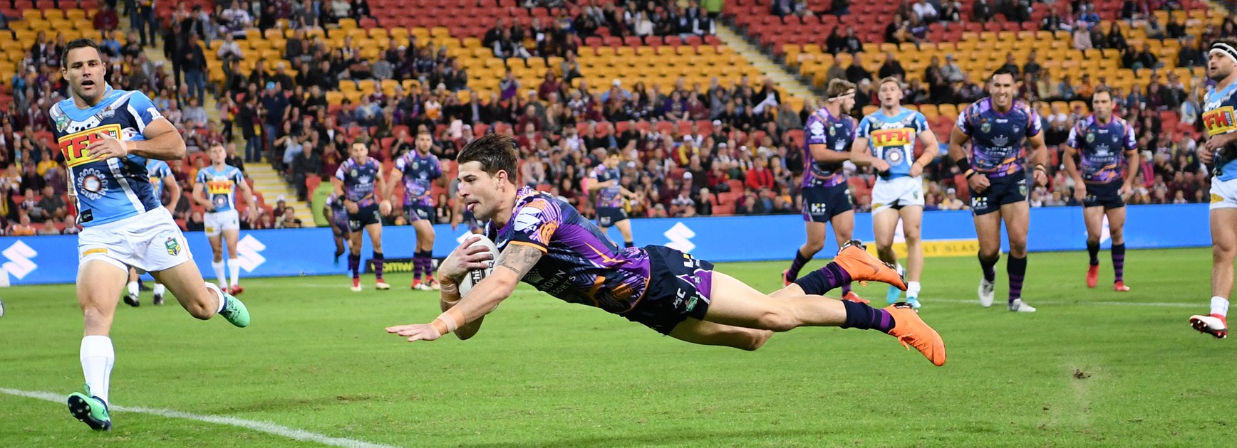 Curtis Scott scores for the Storm.