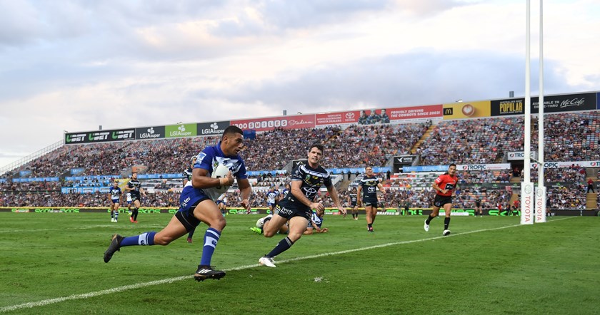 Bulldogs winger Marcelo Montoya. 