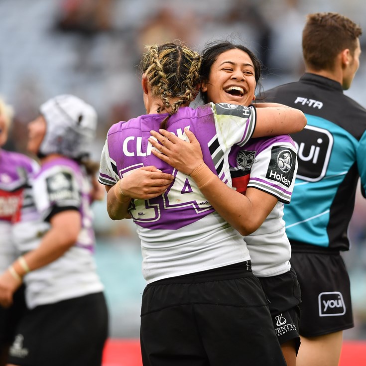 Coach praises effort after plane diversion chaos