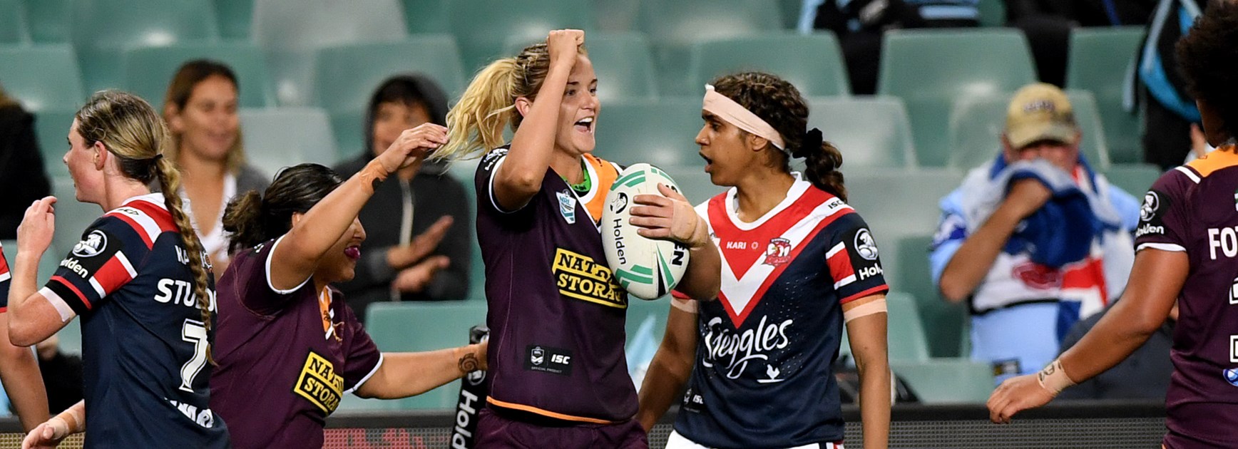 Broken hand won't keep Ward out of grand final