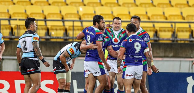 Warriors sneak home as Green field goal sinks Sharks