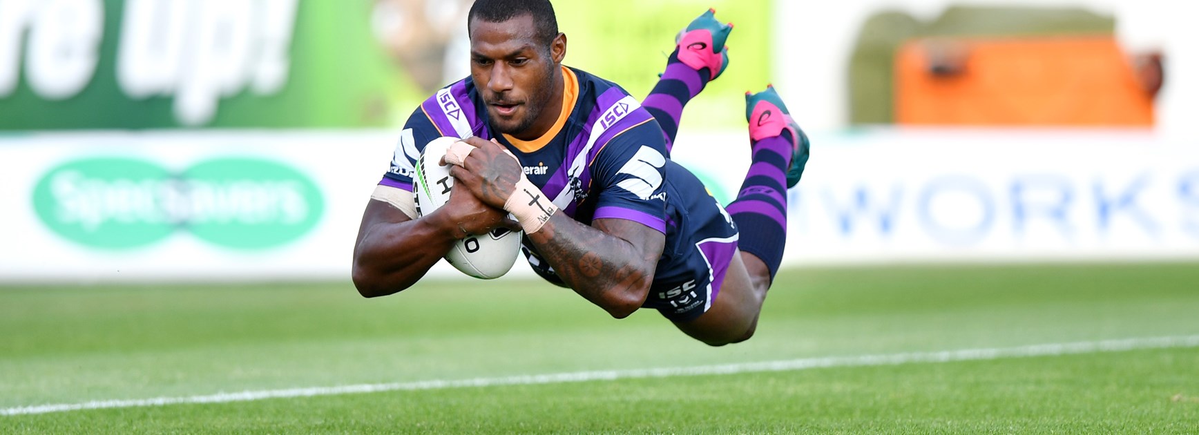 Storm winger Suliasi Vunivalu.