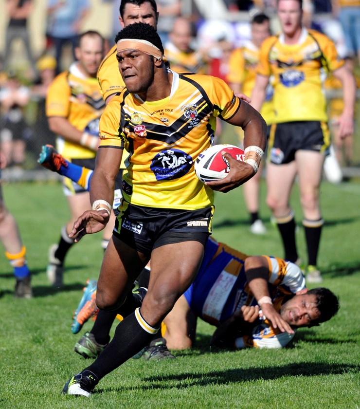 Maika Sivo playing for Gundagai.