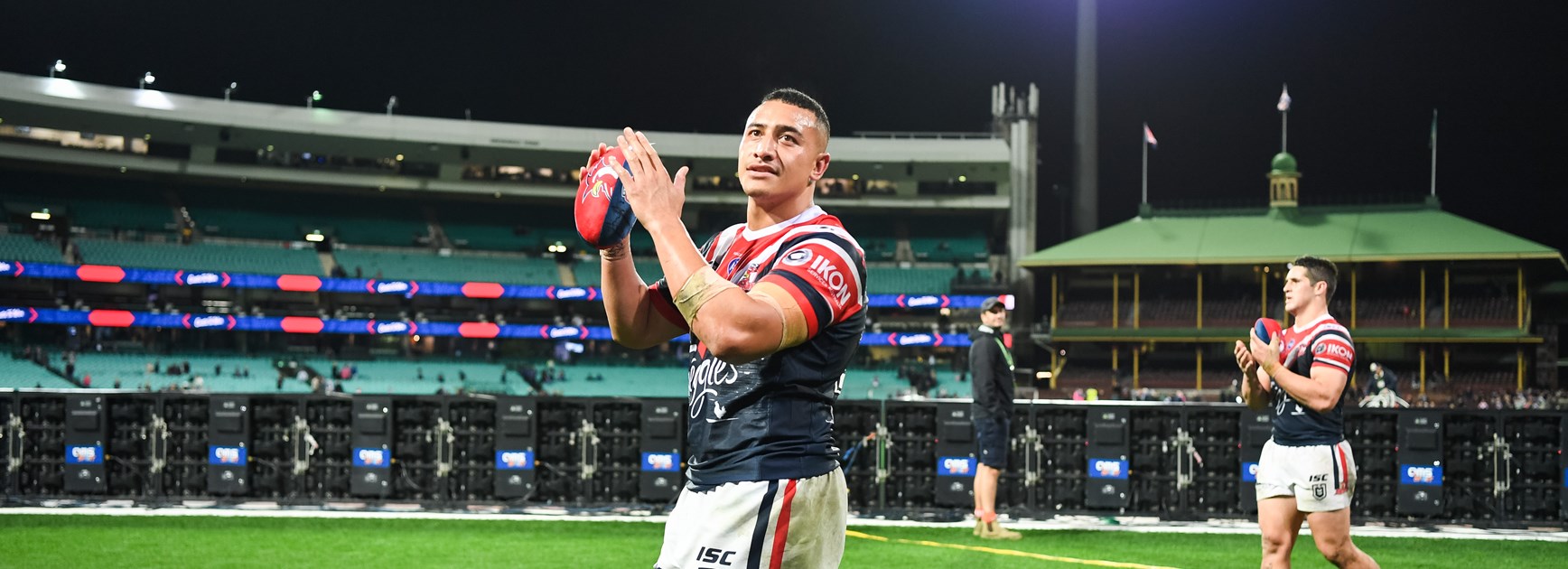 Golden Boot runner-up Taukeiaho signs new deal