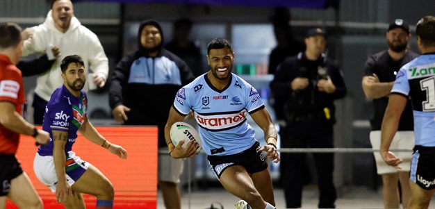 Wingin' it: Mulitalo, Katoa cash in as Sharks sink Warriors