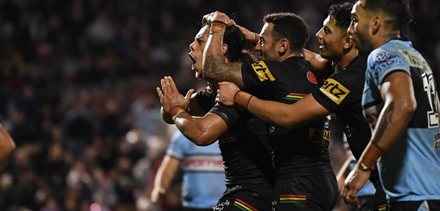 Panthers hold off Sharks to make it nine straight