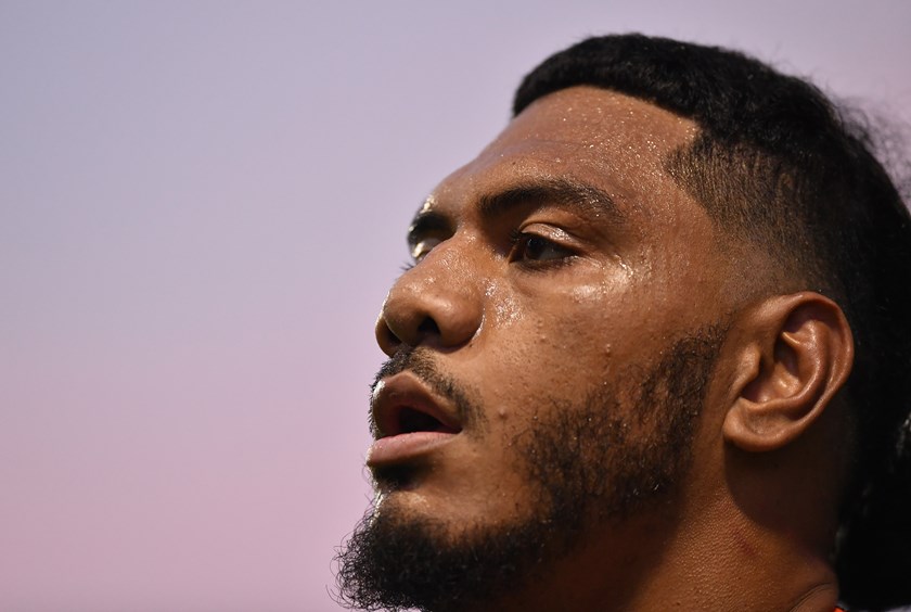 Thomas Mikaele gets his hair cut before matches by Tigers team-mate Kelma Tuilagi