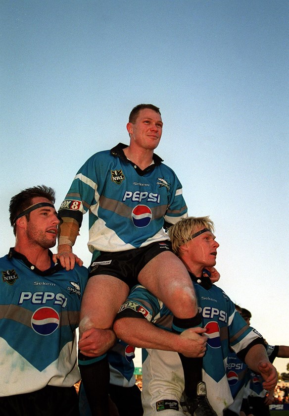 Sharks great Mitch Healey being chaired from the field after his farewell appearance for the club in 2000 before joining Castleford.
