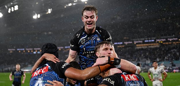 As it happened: Bulldogs, Roosters win big; Dragons stun Sharks