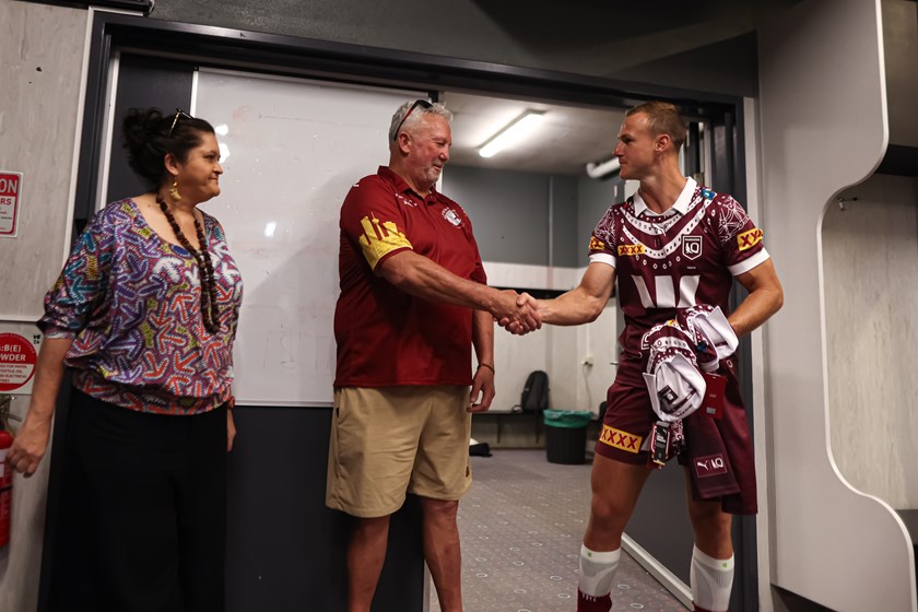 Brad Beetson presented Queensland Indigenous jerseys designed by Bianca Beetson to captain Daly Cherry-Evans and the Maroons team.