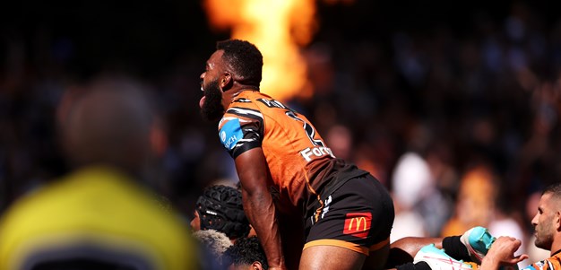 Saturday slate: Tigers roaring; Dragons v Storm; Panthers v Sharks